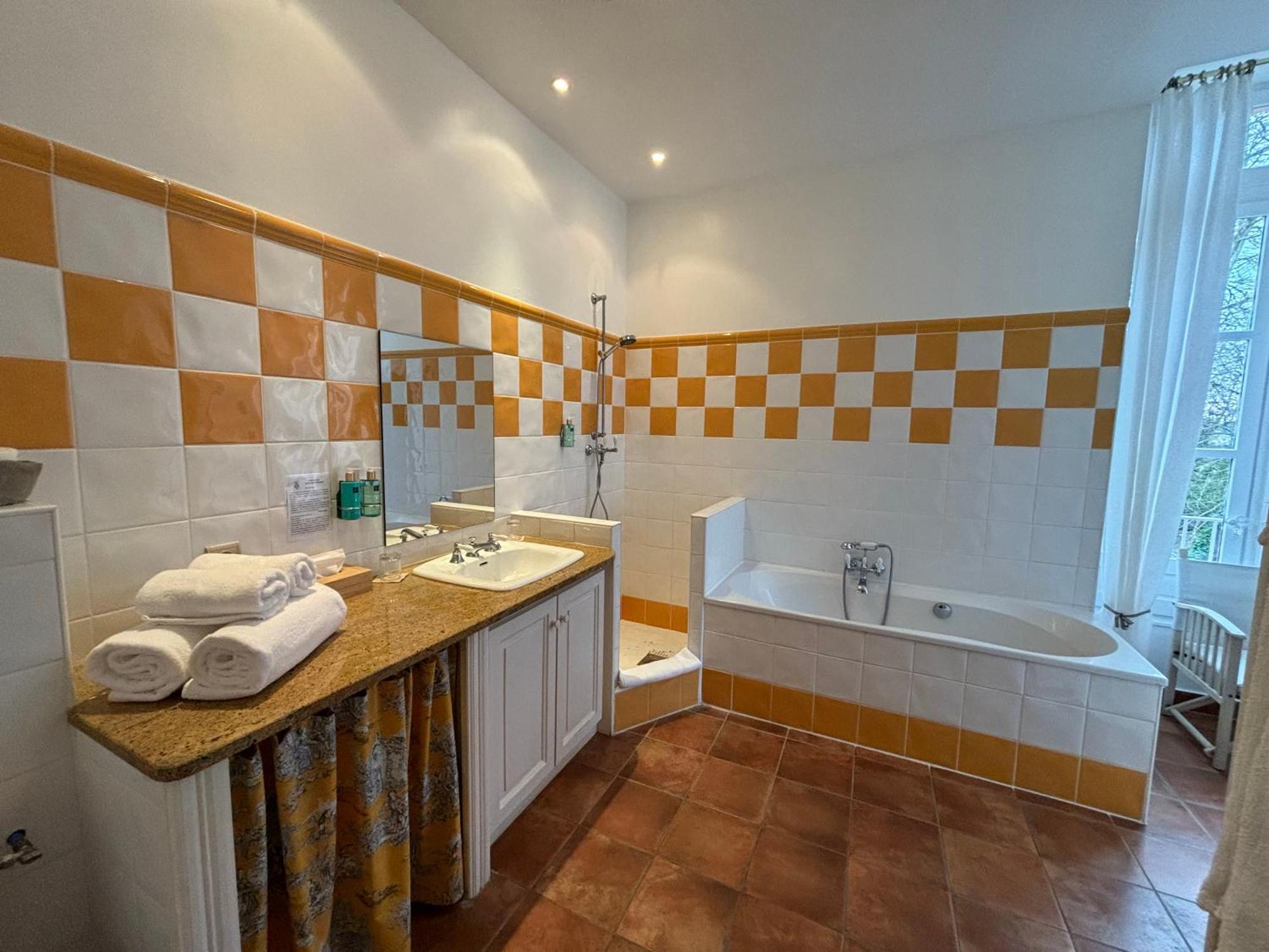 Pézenas Chateau De Roquelune מראה חיצוני תמונה
